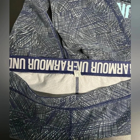 Under Armour Charged Leggings Blue SpellOut Women's (L ) Running Yoga Athleisure - Picture 12 of 14